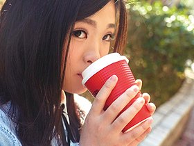 初出しちっぱい 経験人数1人だけの短大生 コンプレックスのちっぱいを集中的に責めまくったら連続絶頂して快楽堕ち！ ちかこ サンプル動画サムネイル